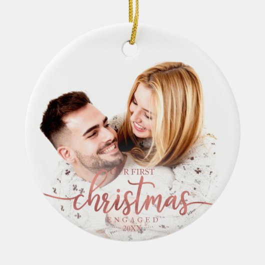 私たちの初めてのクリスマス婚約したシンプルのエレガント写真 セラミックオーナメント (正面)