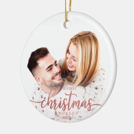 私たちの初めてのクリスマス婚約したシンプルのエレガント写真 セラミックオーナメント (左)