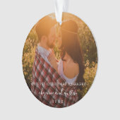 私たちの初めてのクリスマス婚約したシンプル写真 オーナメント (正面)