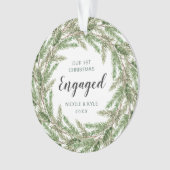 私たちの初めてのクリスマス婚約したパインリース写真 オーナメント (正面)