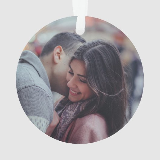 私たちの初めてのクリスマス婚約したプラムフローラ写真 オーナメント (裏面)