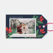 私たちの初めてのクリスマス婚約したモダンの葉写真 ギフトタグ (正面(横))