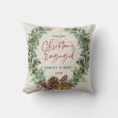 私たちの初めてのクリスマス婚約した冬のリース写真 クッション (正面)