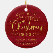 私たちの初めてのクリスマス婚約した素朴ファームハウス セラミックオーナメント (裏面)