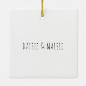 私たちの初めてのクリスマス子犬の風景の写真 セラミックオーナメント (裏面)