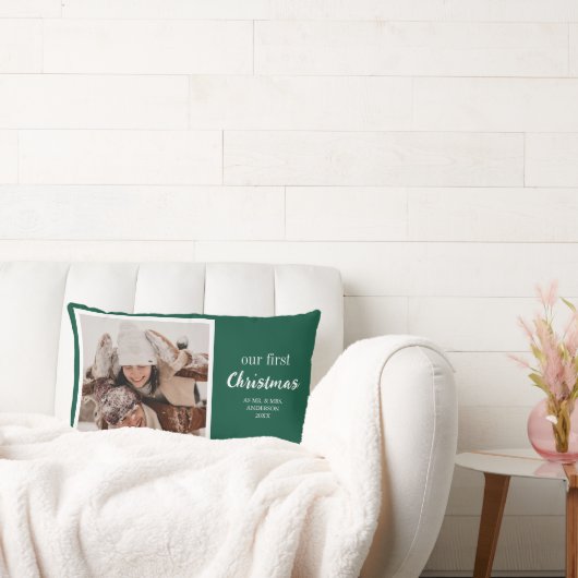 私たちの初めてのクリスマス新婚夫婦フォトスクリプトグリーン ランバークッション (ソファ)