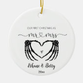 私たちの初めてのクリスマス結婚したオーナメントミスター&ミセスハート セラミックオーナメント (正面)