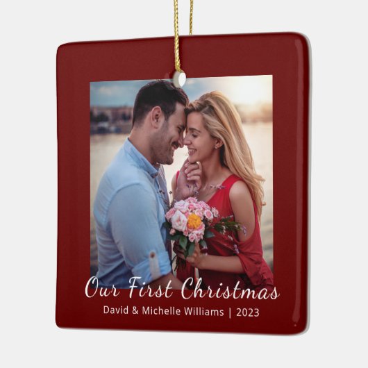 私たちの初めてのクリスマス結婚したカップル写真 セラミックオーナメント (左)