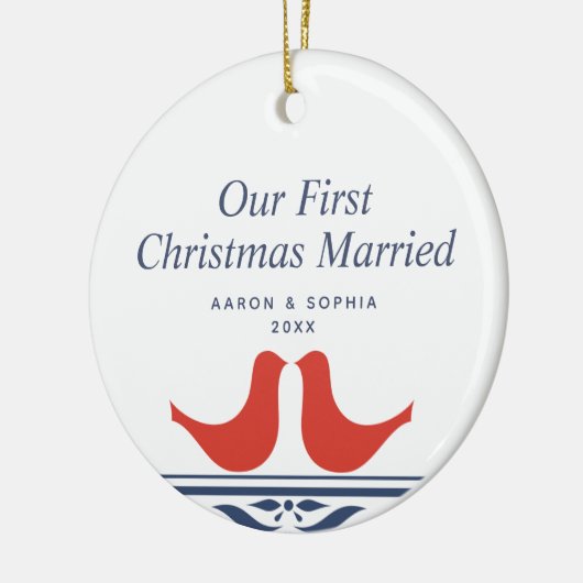 私たちの初めてのクリスマス結婚したパーソナライズされたドブ セラミックオーナメント (左)