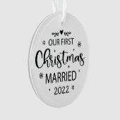 私たちの初めてのクリスマス結婚したパーソナライズされた写真 オーナメント (正面)
