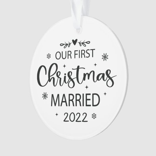 私たちの初めてのクリスマス結婚したパーソナライズされた写真 オーナメント (正面)
