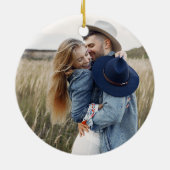 私たちの初めてのクリスマス結婚したユーカリ写真 セラミックオーナメント (裏面)