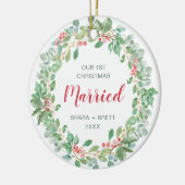 私たちの初めてのクリスマス結婚したレッドグリーンリース セラミックオーナメント (左)