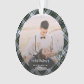 私たちの初めてのクリスマス結婚した2写真プレイドタータンチェック オーナメント (正面)