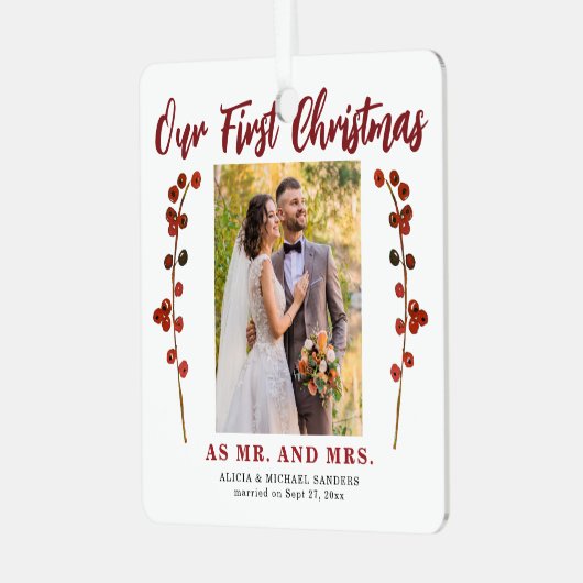 私たちの初めてのクリスマス結婚した2枚の写真モダン メタルオーナメント (正面左)