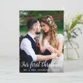 私たちの初めてのクリスマス結婚のカップルの写真カード 招待状 (スタンド正面)