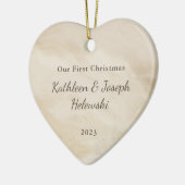 私たちの初めてのクリスマス結婚のクリームフォトセラミックまたは セラミックオーナメント (左)