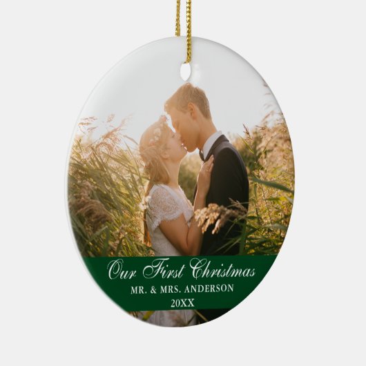 私たちの初めてのクリスマス結婚のフォトグリーン セラミックオーナメント (右)