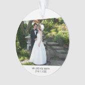 私たちの初めてのクリスマス結婚のフォトスクリプエレガントト オーナメント (正面)