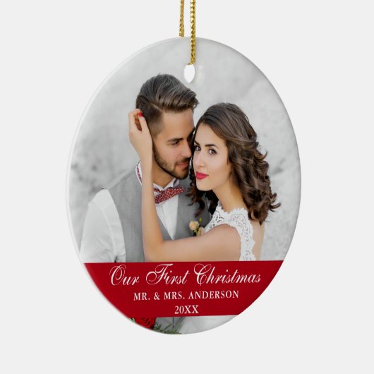 私たちの初めてのクリスマス結婚の写真の赤 セラミックオーナメント (右)