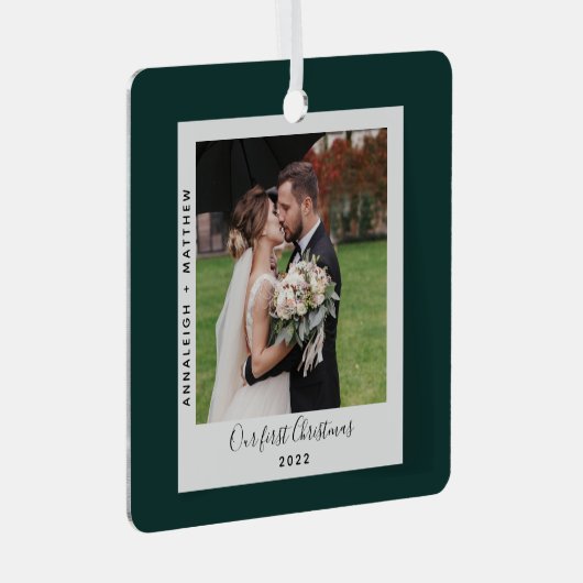 私たちの初めてのクリスマス結婚の写真休暇 メタルオーナメント (正面右)