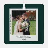 私たちの初めてのクリスマス結婚の写真休暇 メタルオーナメント (正面)