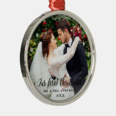 私たちの初めてのクリスマス結婚の写真 メタルオーナメント (右)