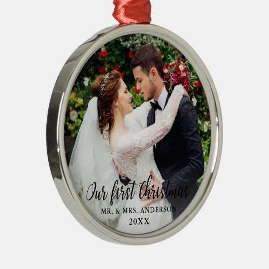 私たちの初めてのクリスマス結婚の写真 メタルオーナメント (右)