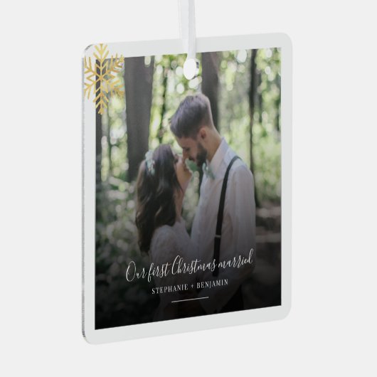 私たちの初めてのクリスマス結婚ズの写真の休日 メタルオーナメント (正面右)