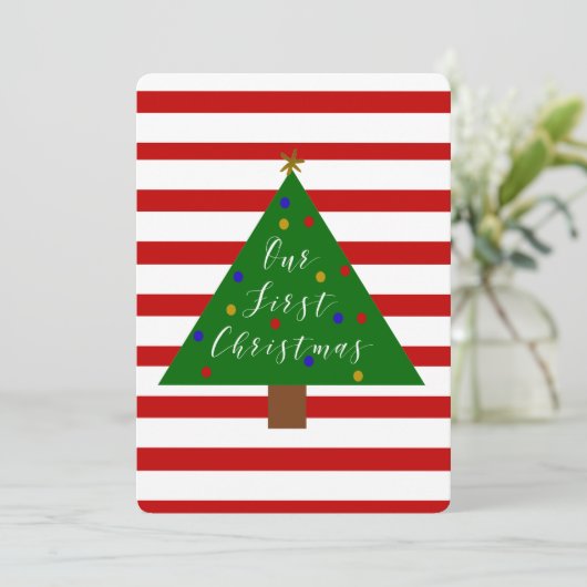 私たちの初めてのクリスマス赤と白ホリデーカード シーズンカード (スタンド正面)
