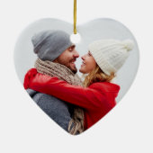 私たちの初めてのクリスマス。カスタム写真 セラミックオーナメント (裏面)
