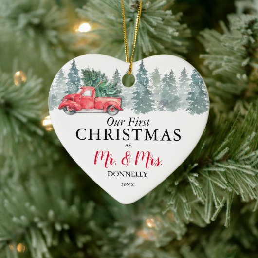 私たちの初めてのクリスマス |ヴィンテージレッドトラック セラミックオーナメント (ツリー)