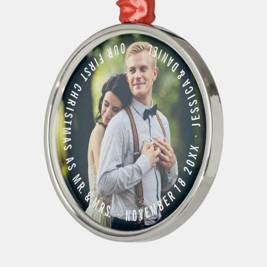「私たちの初めてのクリスマス」新婚の写真 メタルオーナメント (左)