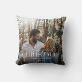 私たちの初めてのクリスマス 現代的なスクリプト 赤い格子縞の写真 クッション (正面)