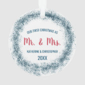 私たちの初めてのクリスマス 結婚した |青いグリッター オーナメント (裏面)
