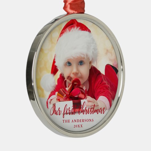 私たちの初めてのクリスマス 赤いスクリプトの写真 メタルオーナメント (右)