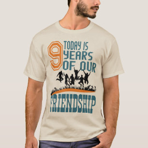 私たちの友情と友人の9年国際的 Tシャツ