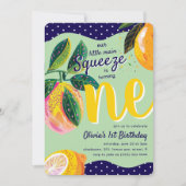 私たちの大切な人"Main Squeeze"のレモンを使ったファンタジーな1歳の誕生日 招待状 (正面)