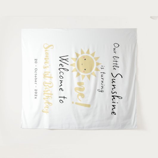 私たちの太陽の光が、かわいい誕生日の背景を次々に変える タペストリー (正面(横))