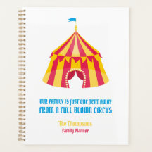 私たちの家族はテントの遠くにプランナーだおもしろい