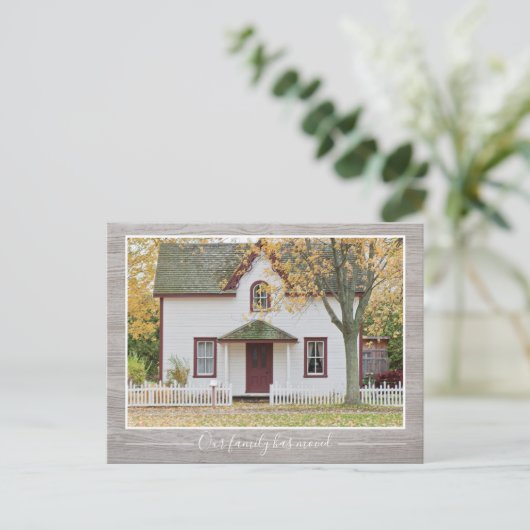 私たちの家族はハウスカスタムのフォトウッドを移フェイク動した ポストカード (スタンド正面)