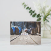 私たちの家族は2枚のはがきで足が増える ポストカード (スタンド正面)