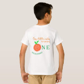 私たちの小さなかわいこちゃんオレンジの1つの誕生日柑橘類の果物 Tシャツ (裏面フル)