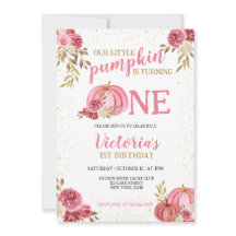 私たちの小さなカボチャのピンクの水の色の最初の誕生日