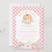 私たちの小さなカボチャのフローラとピンクの格子状の誕生日 招待状 (正面)