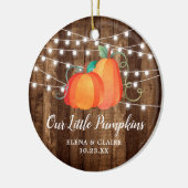 私たちの小さなカボチャパーソナライズされたの秋のベビー セラミックオーナメント (左)