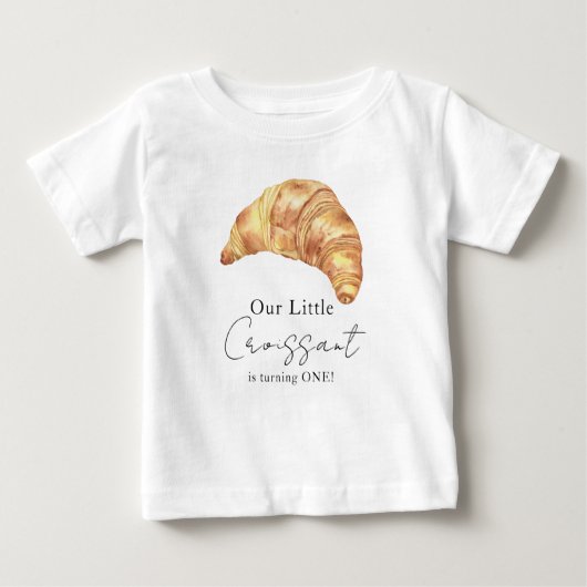 私たちの小さなクロワッサン1歳の誕生日 ベビーTシャツ (正面)