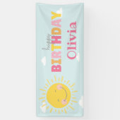 私たちの小さなサンシャインピンクハッピーバースデー任意の年齢 横断幕 (縦)