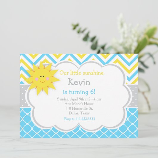 私たちの小さなサンシャインブルーと黄色の誕生日パーティー 招待状 (スタンド正面)