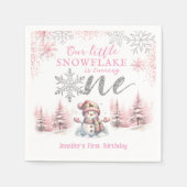 私たちの小さなスノーフレークの女の子ピンクシルバー1歳の誕生日 スタンダードカクテルナプキン (正面)